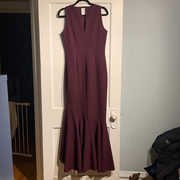 🌟Host Pick🌟 Vince Camuto rich purple mermaid style gown - Picture 7 of 16
